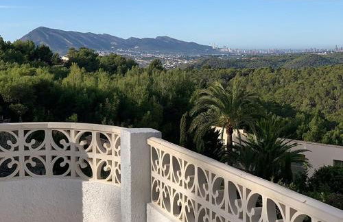 South facing Villa with beautiful views - Foto 28