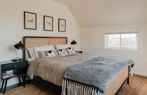 Luxe Gabel Farmhouse Fire Pit & Country Views - Foto 34