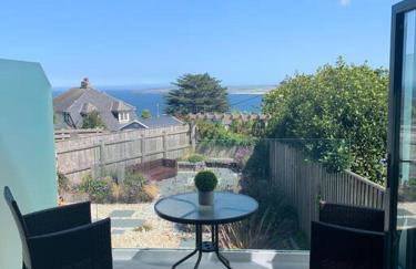 Carbis Daze Ocean Views Studio, SuperKing bed St Ives Carbis Bay - Foto 1