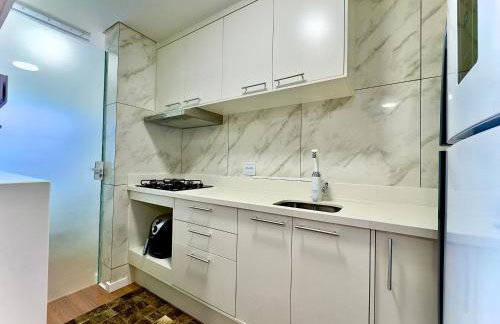 Apto a 10 min da Vila Germânica, dois quartos, salas de estar e jantar, cozinha completa, sacada com churrasqueira, Wi-Fi, Piscina, academia, mercadinho 24 horas e Vaga de garagem - Foto 29