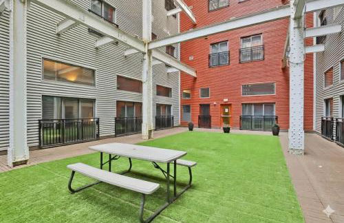 Rhythm & Blues 2 BD Repose Near Rock & Roll HOF - Foto 43