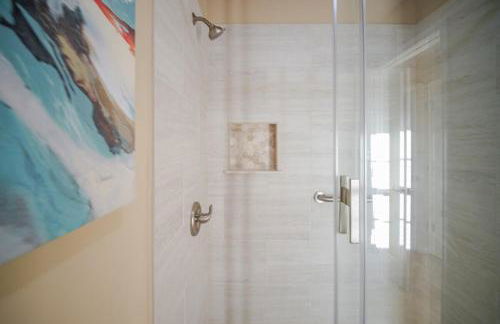 Modern 5BR Retreat with Office Fully Furnished - Foto 9