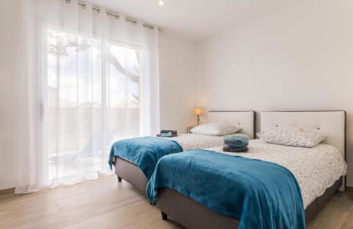 Gîte moderne avec confort, près de la mer, jardin clos, garage, WiFi, et équipements bébé - FR-1-306-1173 - Foto 8