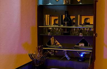 Suite mit Whirlpool, Sauna, Pole Dance und mehr - Foto 26