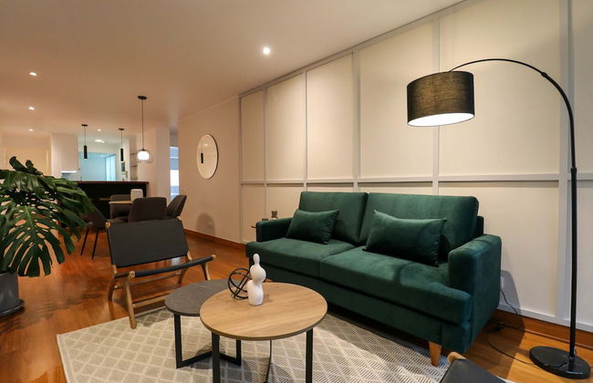 w Elegant 2BR w Spacious Terrace in Miraflores - Foto 1