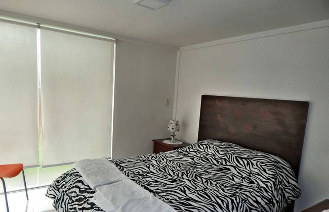 Minimalist Apartment - Photo 13