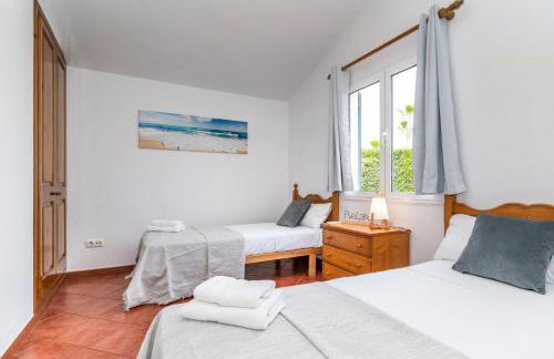 Villa Lola, seaviews, private pool & lush yard - Foto 12