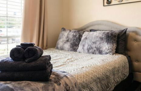 Cozy 3BR Home Escape, Modern & Serene - Foto 5