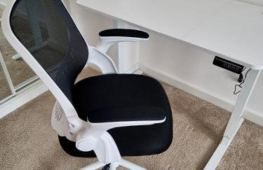 Countryside 2 Bed Bungalow with Stunning Views Free WiFi and Parking Ideal for Business and Leisure - Photo 36