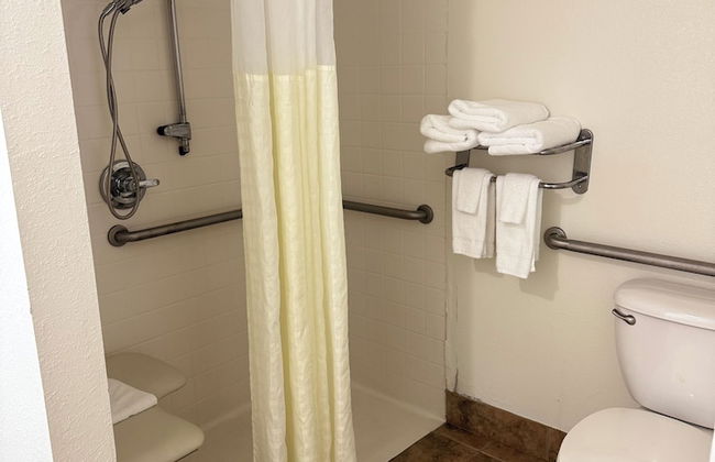 Blue Bonnet Suites Extended Stay Lubbock, Texas - Foto 29