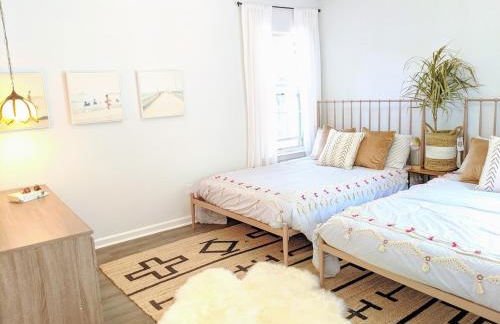 RARE Downtown Matthews walk 2 shops restauraunts hike CLT 2 Bedroom not 3br - Foto 24