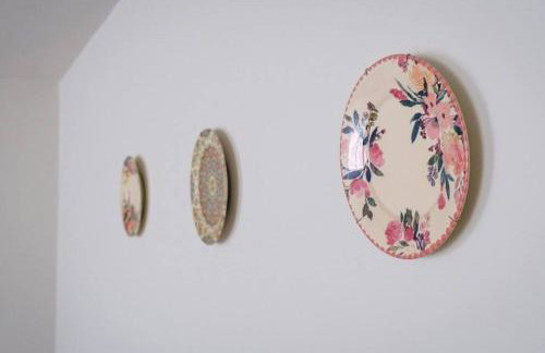 Apartamento Suite mais 2 QTS Espaçoso Ar Cond SQ21 - Foto 18