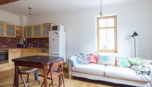 Apartment Komfortable Ferienwohnung in Paulinzella mit Großem Garten by Interhome - Foto 4