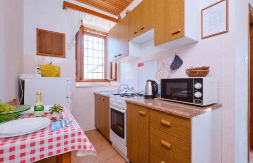 Nice Apartment In Stivan - Foto 2