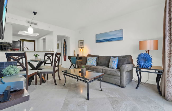 Relaxing Condo with Free Parking - Foto 1