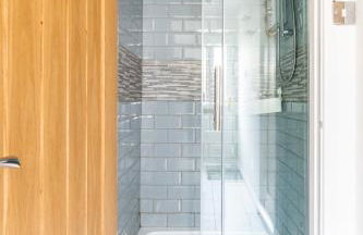 Judah Suites - Stylish 1BR Apartments with Parking & WIFI - Foto 21