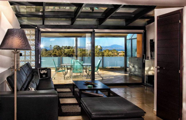 City & Sea Two Floor Flat with View Next to Metro - Foto 1