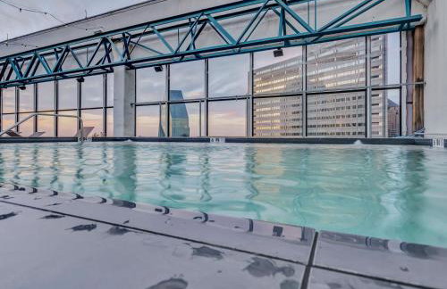 High-Rise 30th Flr Modern Apt, Downtown Dallas - Foto 35