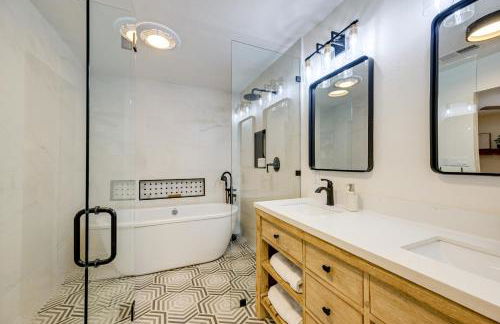 Stylish Flagstaff Hideaway with Hot Tub and Fire Pit! - Foto 16