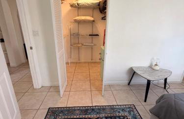 Fort Lauderdale Gem Private Yard and Patio - Foto 11