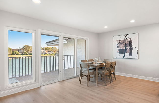 Waterfront Retreat With Stunning Views Modern Co - Foto 19