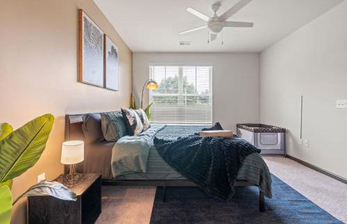 3BR King Bed Balcony North Raleigh - Foto 17