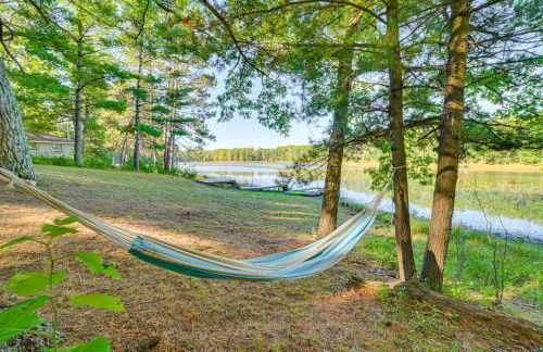 Lake Access and Dock Remote Mio-Area Cottage - Foto 33