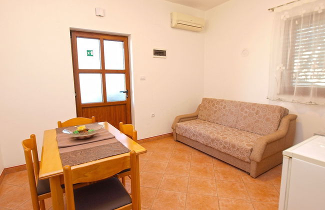 Apartment 1136 - Photo 15