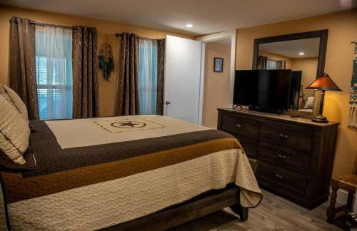 StockYards! Less than 4 minutes-Sleeps 8-Lee House - Foto 14