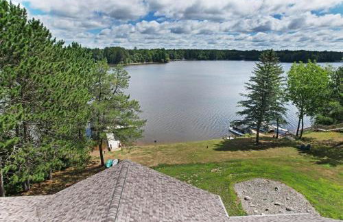 Northwoods WI 6BR Lakefront Cabin Retreat on Lake Nokomis - Minnohawk Lodge - Foto 73