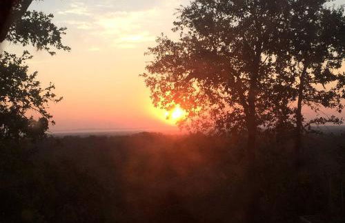 Secluded Group Cabin on Fun Ranch near Gonzales, Texas - Foto 5