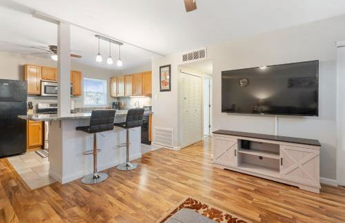 Charming entire ranch home with free parking - Foto 1