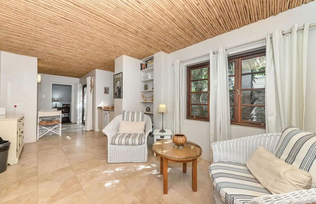 Tropical 1BD Hideaway Near Queens Beach, Fresnaye! - Foto 9