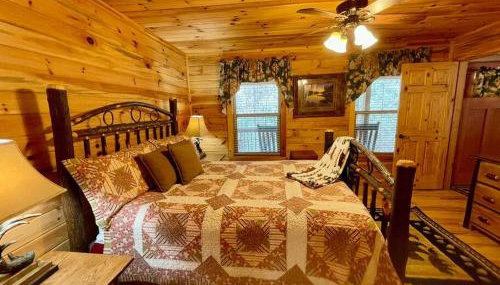Cabin 2 bed close to Helen hot tub #15 - Foto 5