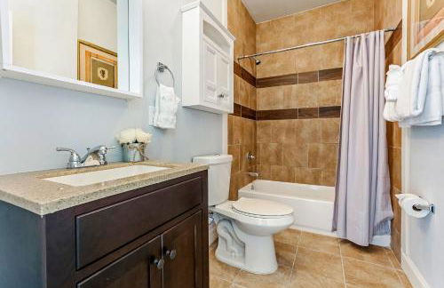 Fully Furnished Condos Near St Charles - Foto 34