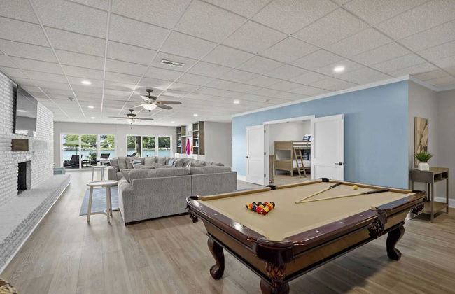 Water, Water Everywhere by Avantstay Pool + Dock - Foto 10