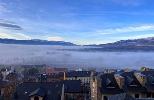 HERITAGE APARTMENTS CERDANYA al carrer Major i parking - Foto 42