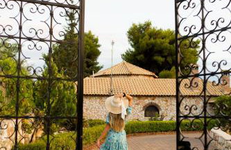 Vintage Stone House Where Calm Lives - Photo 26