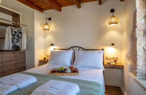 Historic Villa Kassiopi with Panoramic Sea view - Photo 24