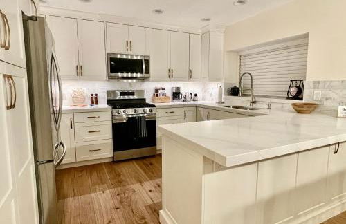 Gorgeous Executive Home - Foto 23