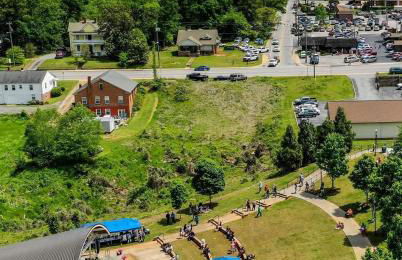 Welcome To Downtown Pickens close to Clemson and Lake Keowee - Foto 35