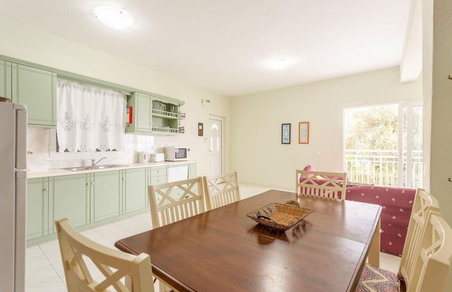 Villa Thalassa Large Private Pool Walk to Beach Sea Views A C Wifi Car Not Required - 920 - Photo 40