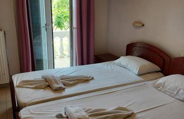 Canditas Studios - Photo 13