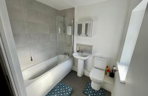 Comfortable 3-BR Home Great Location in Ashby - Foto 6