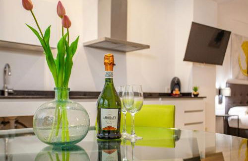 MyFlats Luxury Downtown - Photo 42