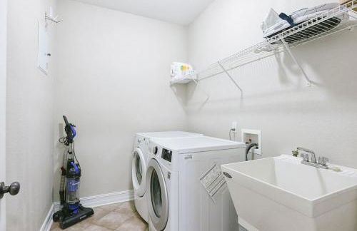 Manassas House 4 BDR Patio Firepit - Foto 26