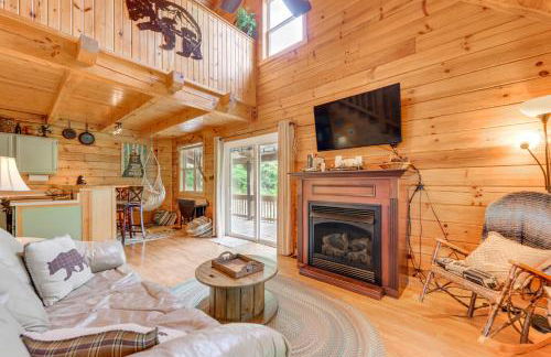 Smoky Mountain Log Cabin Close to Rafting! - Foto 4