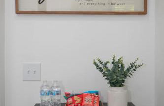 Luxury 5BR Cincinnati, Sleeps 12, Crib, Home Gym, Fenced Backyard - Foto 40