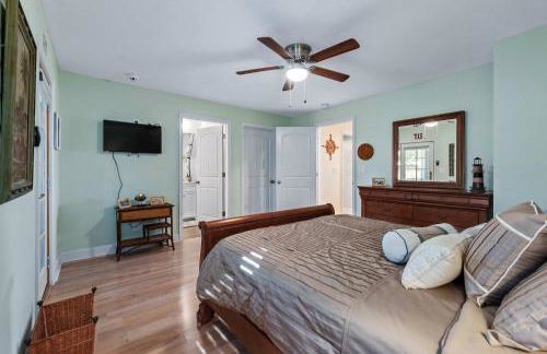 Lighthouse Loft l Marshfront l Walk to Downtown - Foto 17