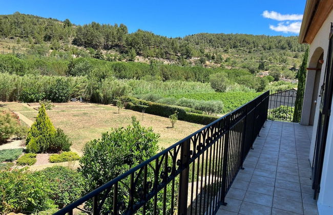 Villa With Private Pool and Jacuzzi - Photo 35